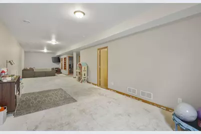 1426 Chadsworth Drive, Sun Prairie, WI 53590 - Photo 43