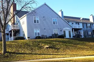 906 Kottke Dr, Madison, WI 53719 - Photo 3