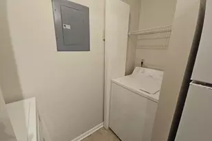 906 Kottke Dr, Madison, WI 53719 - Photo 23