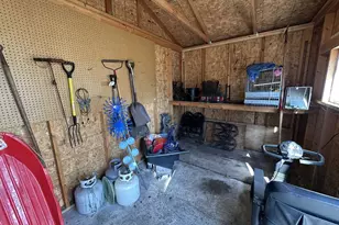 2006 North St, Beloit, WI 53511 - Photo 39