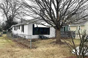 2006 North St, Beloit, WI 53511 - Photo 3