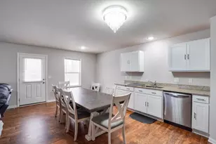 3221 Emerald Dr, Janesville, WI 53546 - Photo 17