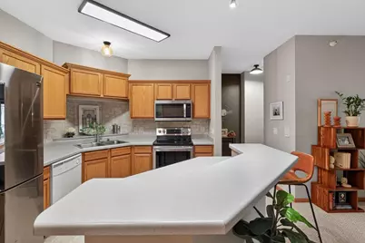 410 New Age Circle #214, Verona, WI 53593 - Photo 7