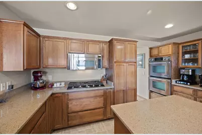 2638 Sweet Sparrow Place, Sun Prairie, WI 53590 - Photo 9