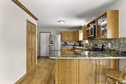 3334 Swinburne Drive, Mcfarland, WI 53558 - Photo 7