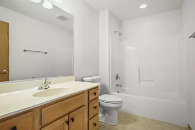 190 Valley Drive, Lodi, WI 53555 - Photo 9