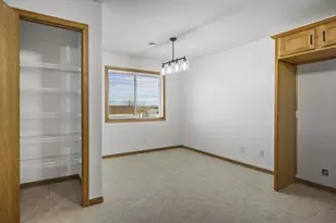 190 Valley Dr, Lodi, WI 53555 - Photo 7