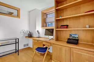 123 W Washington Ave, Madison, WI 53703 - Photo 23