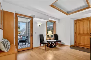 123 W Washington Ave, Madison, WI 53703 - Photo 17