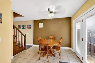 1529 Ivory Dr, Sun Prairie, WI 53590 - Photo 5