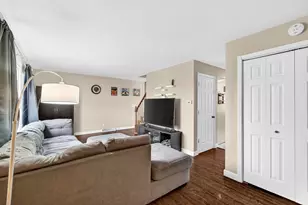 1529 Ivory Dr, Sun Prairie, WI 53590 - Photo 3