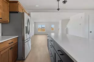 9113 Rustic Pine Rd, Verona, WI 53593 - Photo 7