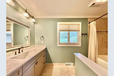 2107 S Pow Wow Trail, Beloit, WI 53511 - Photo 23