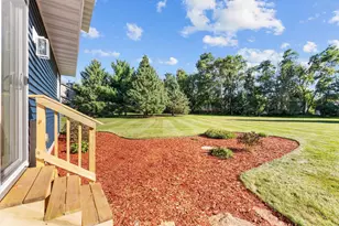 6043 Hagen Hill Cir, Madison, WI 53718 - Photo 49