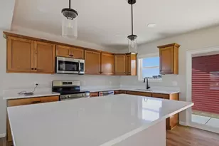 1715 Innovation Ln, Verona, WI 53593 - Photo 5