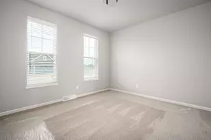 2019 Leopold Way, Sun Prairie, WI 53590 - Photo 3