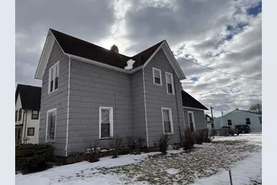 1052 8th Street, Beloit, WI 53511 - Photo 3