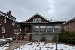 1052 8th St, Beloit, WI 53511 - Photo 11