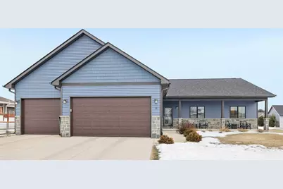 6 N Windmill Ridge Road, Janesville, WI 53536 - Photo 1