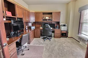 9014 Pine Hollow Pl, Madison, WI 53593 - Photo 7