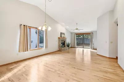 14 Village Homes Drive, Waunakee, WI 53597 - Photo 5