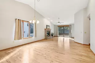 14 Village Homes Dr, Waunakee, WI 53597 - Photo 5