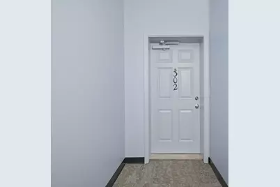 608 N Midvale Boulevard #302, Madison, WI 53705 - Photo 3