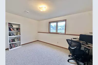 109 Jennifer Lane, Fall River, WI 53932 - Photo 31