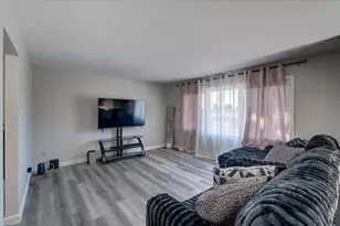 1926 Wyoming Ave, Sun Prairie, WI 53590 - Photo 37