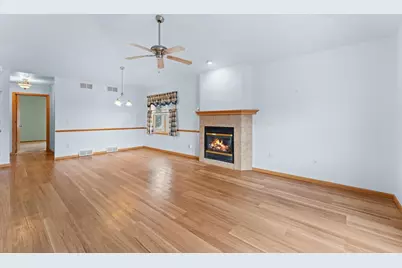 1735 Crawford Street, Baraboo, WI 53913 - Photo 5