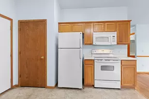 1735 Crawford St, Baraboo, WI 53913 - Photo 11