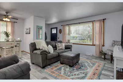 125 Cumberland Lane, Madison, WI 53714 - Photo 5