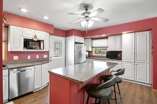 W10707 Airport Dr, Lodi, WI 53555 - Photo 9