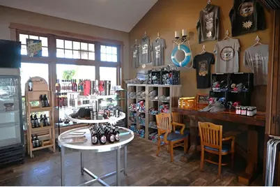 1630 E 16th Ext Street, Dubuque, IA 52001 - Photo 21