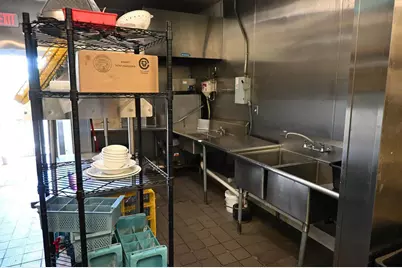 1630 E 16th Ext Street, Dubuque, IA 52001 - Photo 27