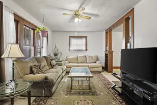 2205 Winnebago St, Madison, WI 53704 - Photo 5