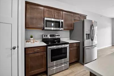 1501 N Windsor Avenue #203, Cottage Grove, WI 53527 - Photo 5