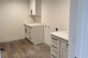 5617 Glorious Dr, Madison, WI 53718 - Photo 19