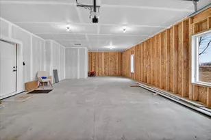 5613 Glorious Dr, Madison, WI 53718 - Photo 23