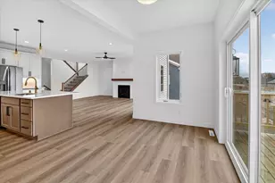 5613 Glorious Dr, Madison, WI 53718 - Photo 19