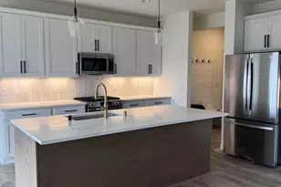 5613 Glorious Dr, Madison, WI 53718 - Photo 5