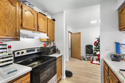 4801 Kim Lane, Madison, WI 53704 - Photo 9