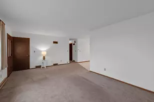 N3461 Guenther Rd, Waupun, WI 53963 - Photo 5