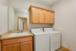 1252 Dartmouth Dr, Waunakee, WI 53597 - Photo 41