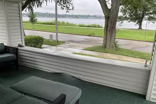 135 S Brittingham Pl, Madison, WI 53715 - Photo 3