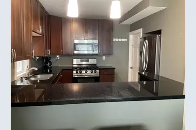 135 S Brittingham Place, Madison, WI 53715 - Photo 9