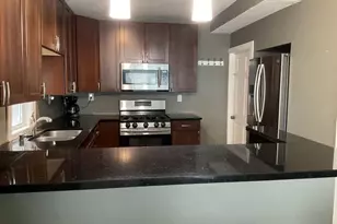 135 S Brittingham Pl, Madison, WI 53715 - Photo 9