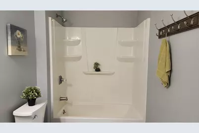 960 Rockefeller Lane, Madison, WI 53704 - Photo 23