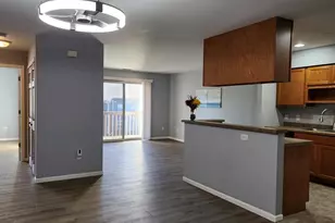 960 Rockefeller Ln, Madison, WI 53704 - Photo 3