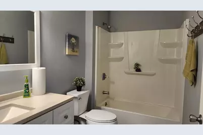 960 Rockefeller Lane, Madison, WI 53704 - Photo 21